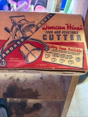 Duncan Hines Food and Vegetable Cutter